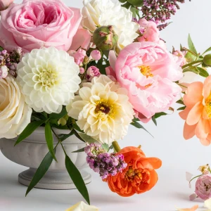 Florida florists with fresh bouquets and flower delivery deals on DealMagik