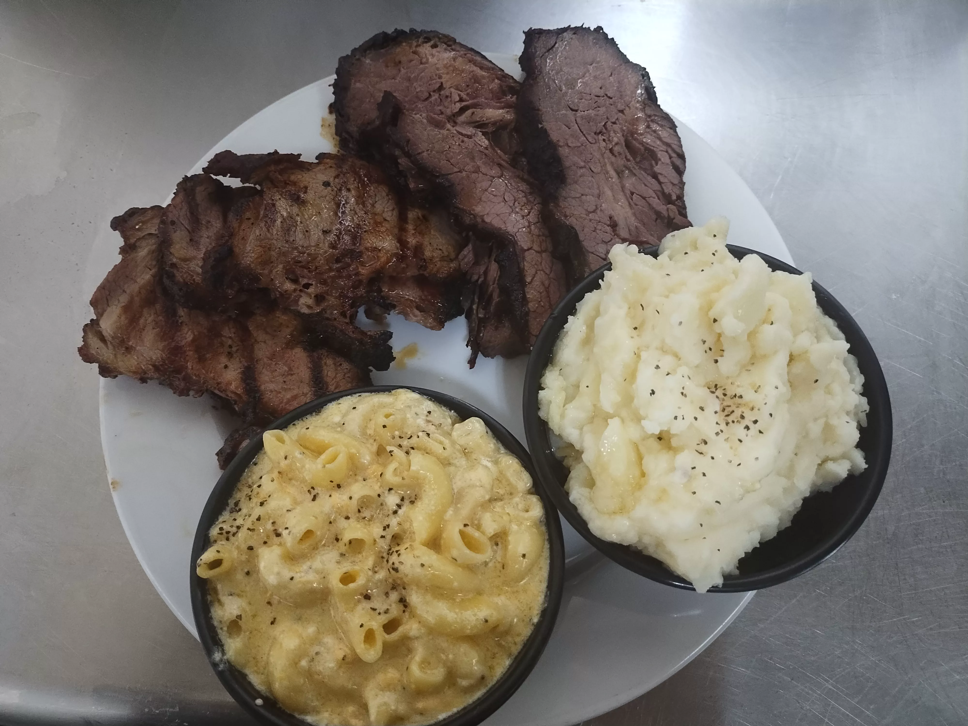 BBQ Brisket Dinner – 4 lbs of brisket