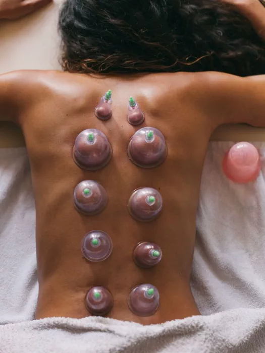 Cupping Session W Red light therapy with Royal P/Oakland