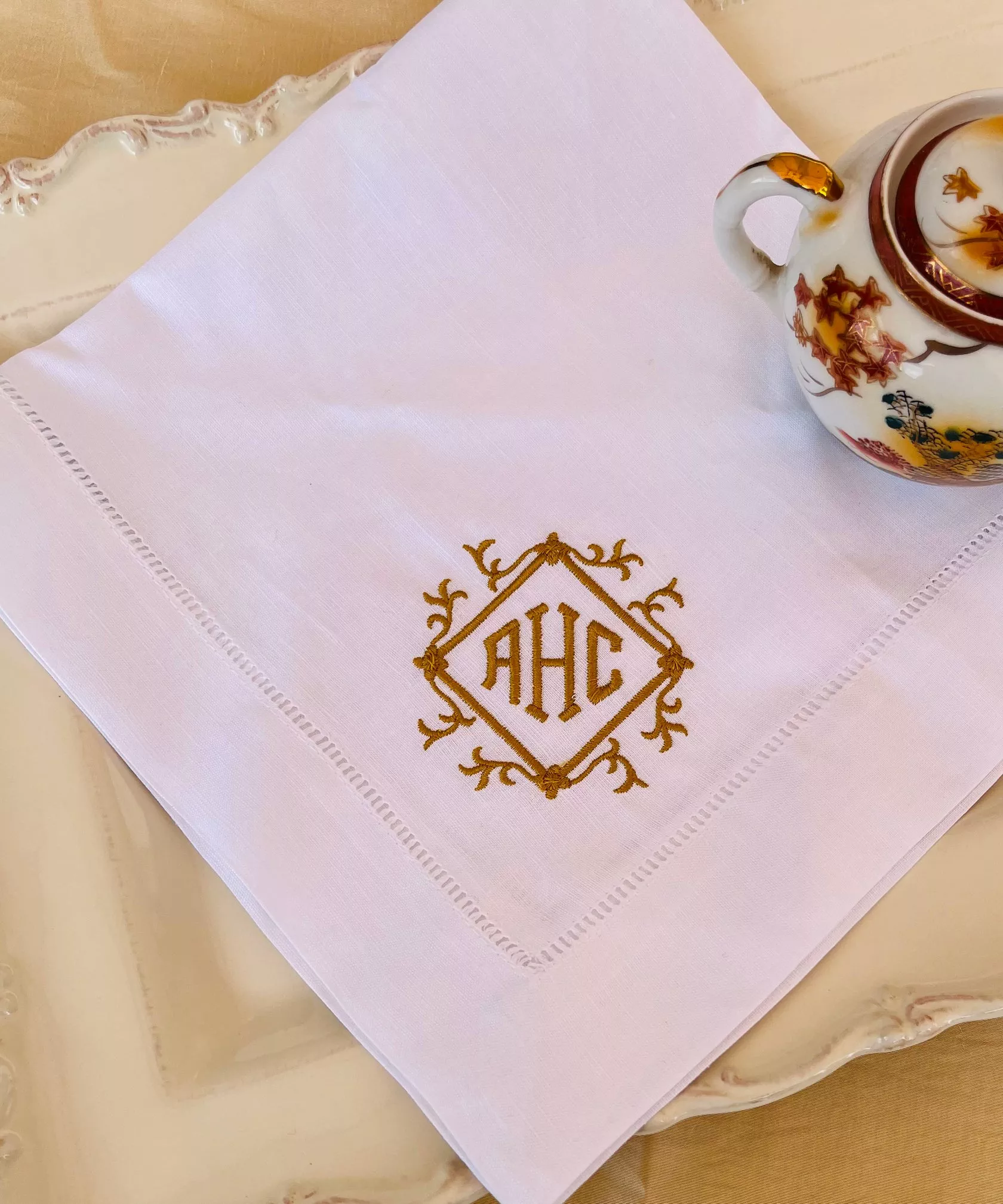 Framed Diamond Monogram Linen Napkins