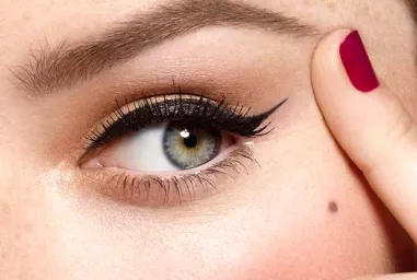Winged Liner
