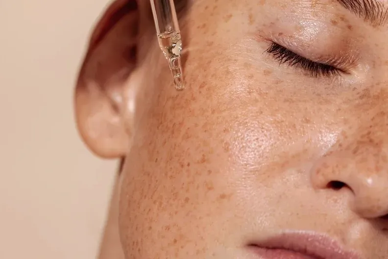 Snail Filtrate Facial