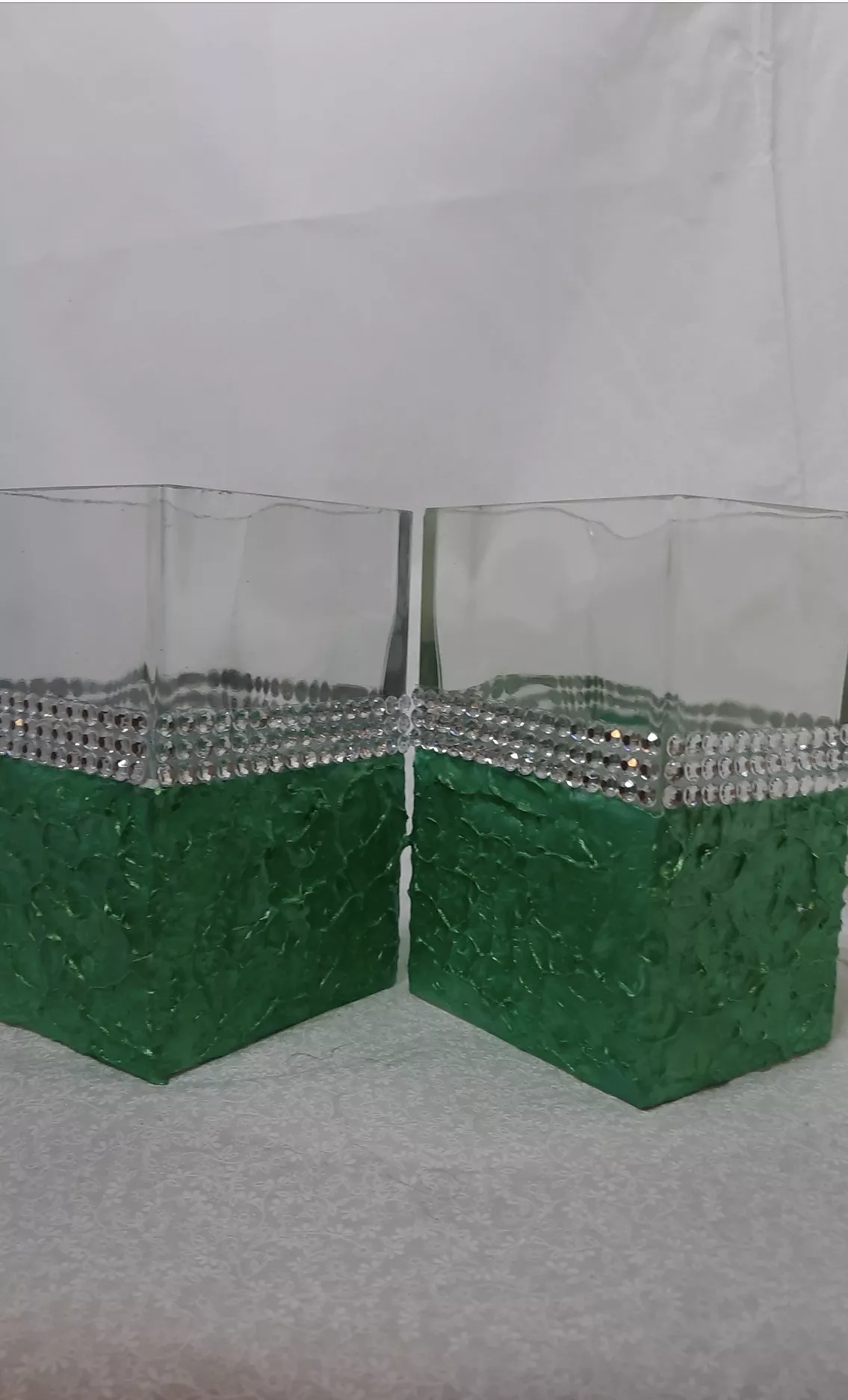 Glam Emerald Shimmer Three Row Rhinestone Floral Vase Home Decor