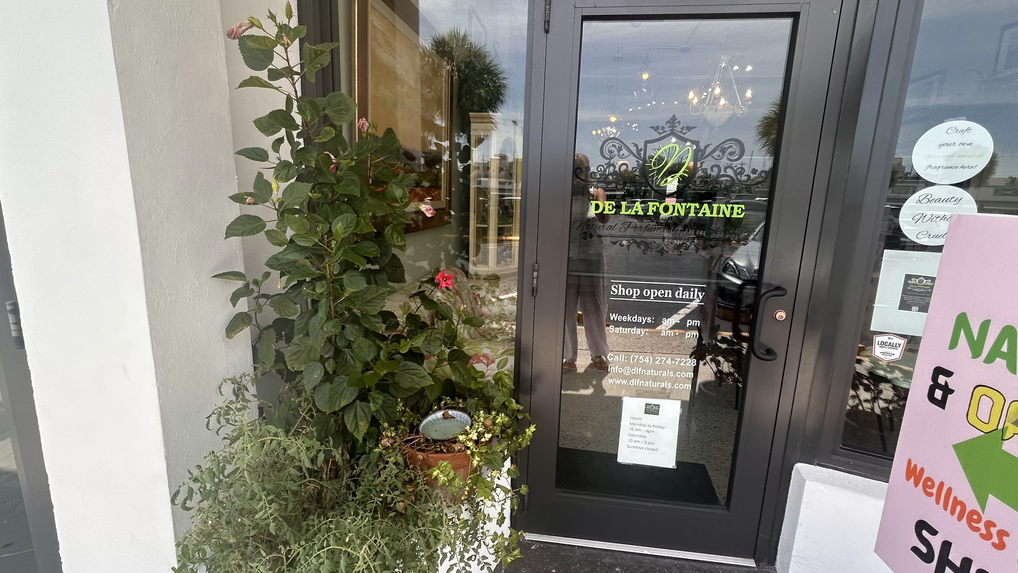 De la Fontaine Natural Perfumery